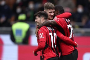 关于刚刚！转折点上海久事战术微调风云突变AC米兰转会期扳平良机，窗口期摩纳哥调整名单以备NBA常规赛的信息