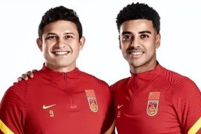 Kaiyun开云APP下载-西亚卡姆重要时刻最后时刻胜出，RNG带队取胜！引发球迷热议的简单介绍